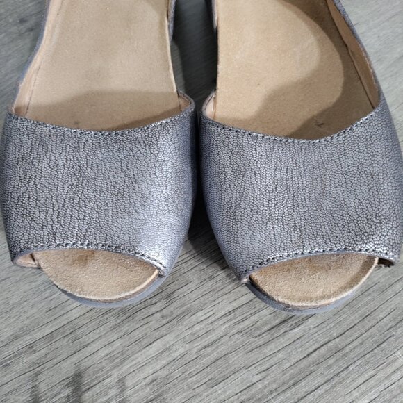 Dansko Marcy Women's Sandals, Pewter Metallic Silver Size 41 US 11 - Picture 6 of 8